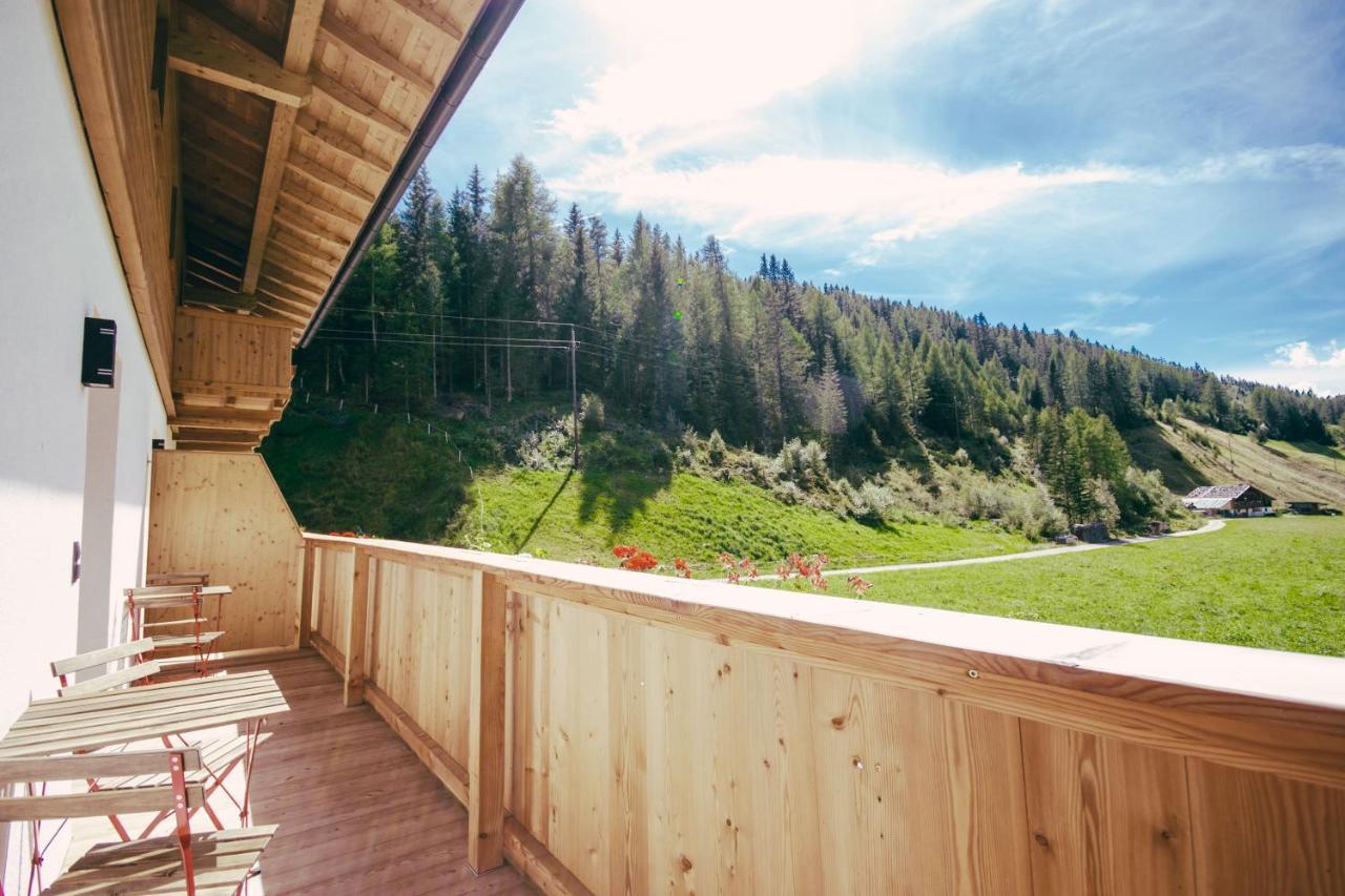 Nedererhof - Zimmer Edelweiss Mit Gemeinschaftskueche Schmirn Eksteriør billede